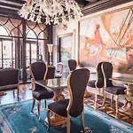 Ego' Boutique - The Silk Road