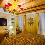 Ego' Boutique - The Silk Road