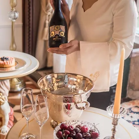 Ego' Boutique - The Silk Road 4*