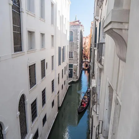 Ego' Boutique - The Silk Road Hotel 4*