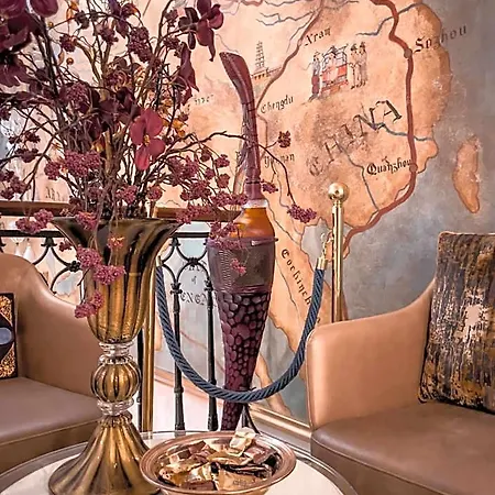 Ego' Boutique - The Silk Road