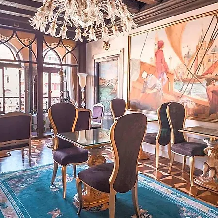 Ego' Boutique - The Silk Road Hotel 4*