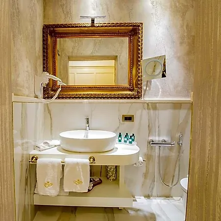 Ego' Boutique - The Silk Road Hotel
