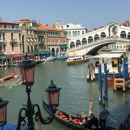 Ego' Boutique - The Silk Road