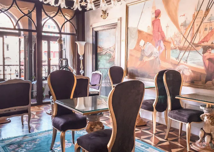 Ego' Boutique - The Silk Road