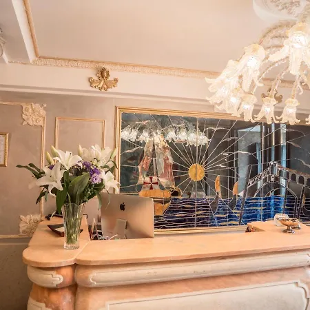 Ego' Boutique - The Silk Road 4* Veneza