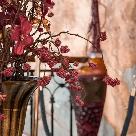 Ego' Boutique - The Silk Road