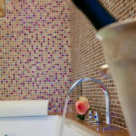 Ego' Boutique - The Silk Road 4*