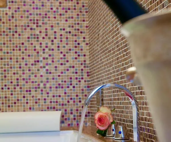 Ego' Boutique - The Silk Road 4*